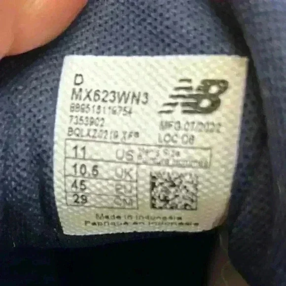 MSRP $105 LIKE NEW Balance Men's Fitness Multisport  Shoes Sz 11 White/NavyBlue - Picture 14 of 15